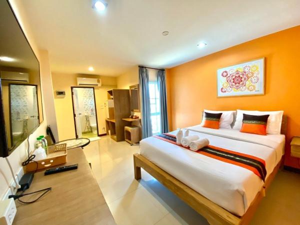 Chinda Boutique Hotel - SHA Certified : photo 4 de la chambre chambre double avec salle de bains privative