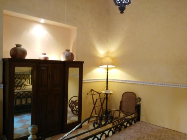 Hotel Boutique La Mision De Fray Diego : photo 6 de la chambre deluxe suite 1 double bed & garden view