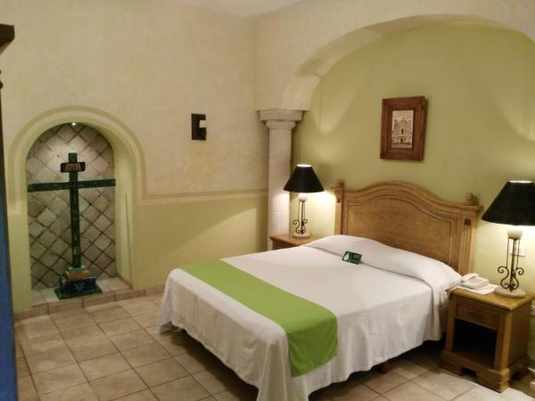 Hotel Boutique La Mision De Fray Diego : photo 8 de la chambre chambre standard avec 1 lit queen-size