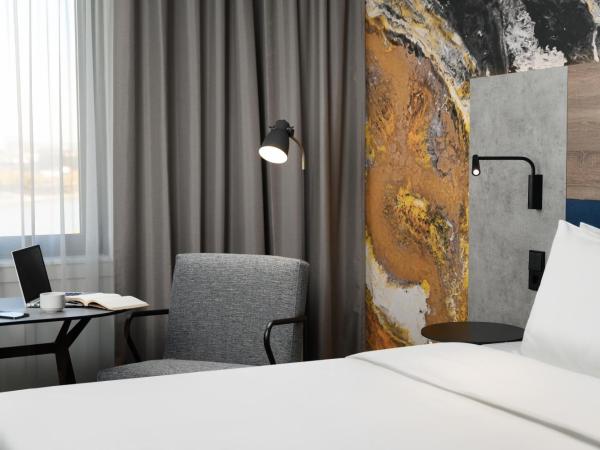 Danubius Hotel Helia : photo 3 de la chambre chambre double premium récemment rénovée - vue sur ville