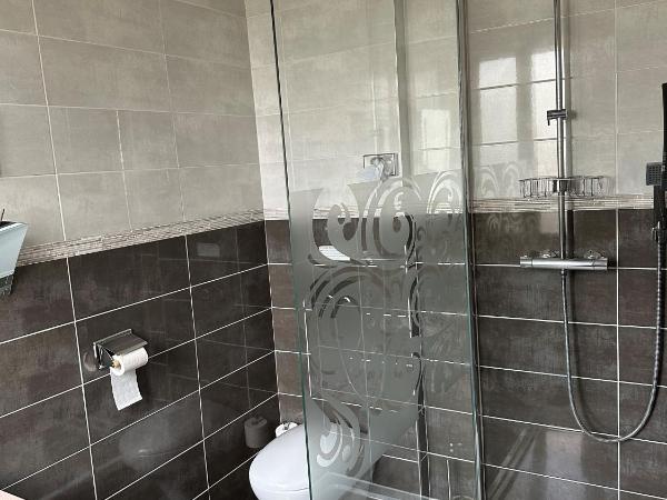 La Bonbonniere - Sure Hotel Collection by Best Western : photo 2 de la chambre chambre lits jumeaux standard - non-fumeurs