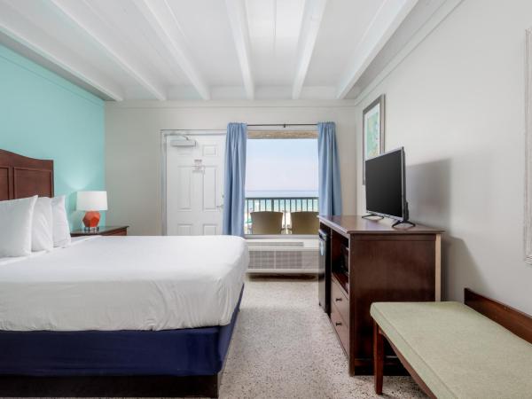 Bikini Beach Resort : photo 4 de la chambre chambre lit queen-size deluxe