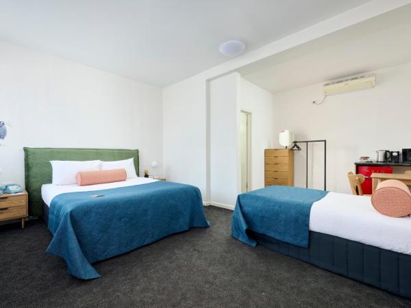 Baileys Parkside Motel by VetroBlu : photo 2 de la chambre chambre triple