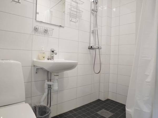 Forenom Hostel Gothenburg Säve : photo 3 de la chambre chambre lits jumeaux standard