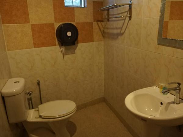 Zen Zeng Hotel : photo 3 de la chambre chambre lits jumeaux standard