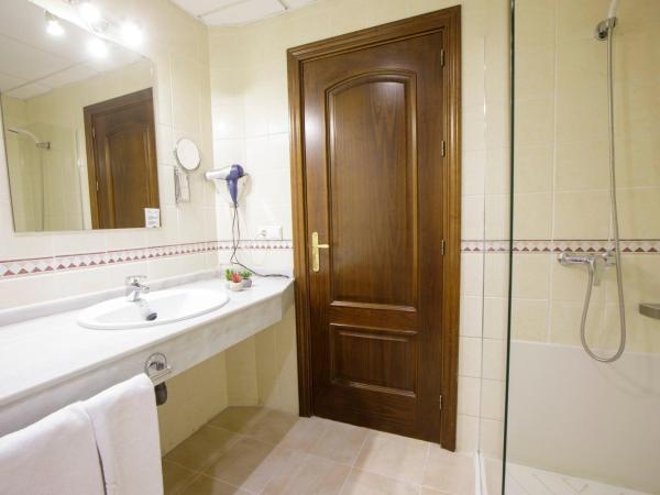 Hotel San Miguel : photo 2 de la chambre chambre lits jumeaux