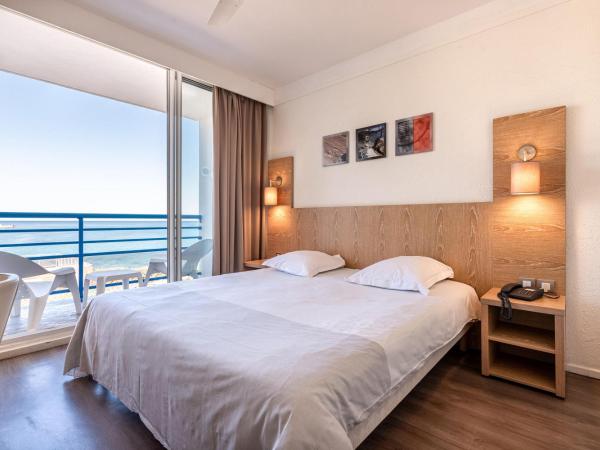 Htel Propriano Arena Bianca : photo 1 de la chambre chambre double avec balcon - vue sur mer