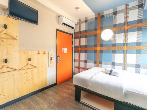 easyHotel Glasgow City : photo 6 de la chambre chambre double - accessible aux personnes à mobilité réduite 