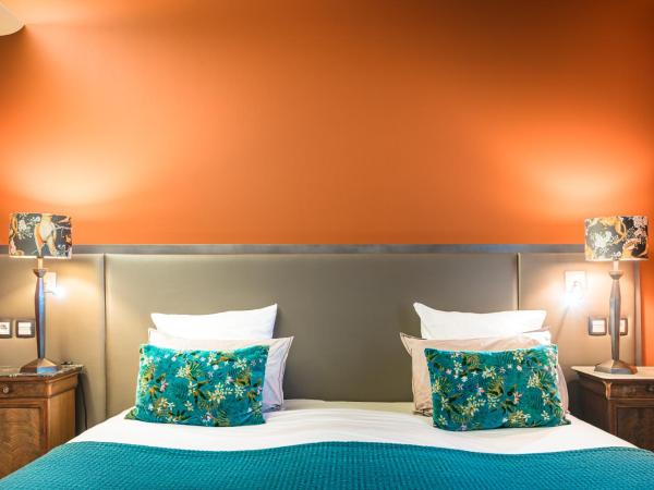 Hôtel France et Chateaubriand : photo 3 de la chambre chambre double ou lits jumeaux prestige - vue sur mer