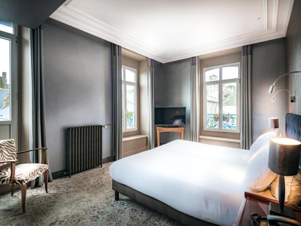 Hôtel France et Chateaubriand : photo 7 de la chambre chambre double ou lits jumeaux supérieure