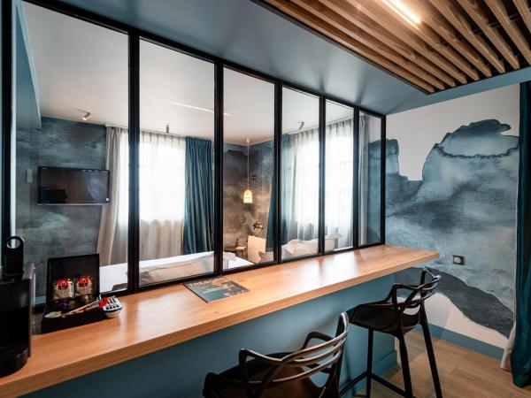 Hôtel de la Cité : photo 1 de la chambre studio avec kitchenette - vue sur mer