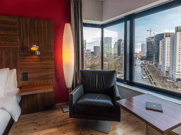 Maashotel Rotterdam Centre : photo 8 de la chambre chambre lit queen-size supérieure - vue sur rivière