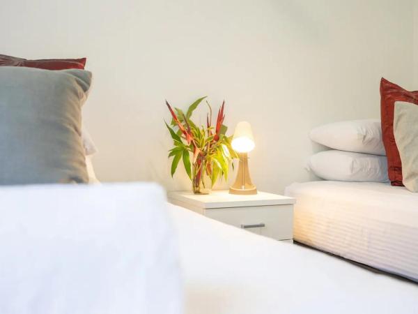 Byron Lakeside Holiday Apartments : photo 1 de la chambre appartement 3 chambres