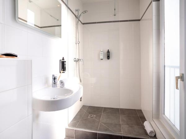 ibis styles Paris Montmartre Batignolles : photo 5 de la chambre chambre double standard