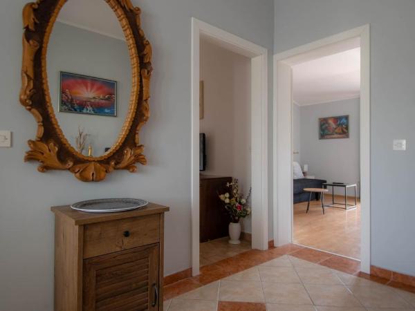 Apartments Betty : photo 2 de la chambre appartement