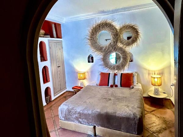 Riad Lauriers Blancs : photo 1 de la chambre chambre double supérieure amber