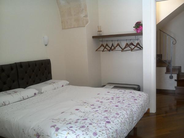 Alla dimora di Chiara Suite and Rooms : photo 7 de la chambre petite chambre double