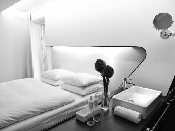 Hotel Q! Berlin : photo 6 de la chambre chambre double avec douche