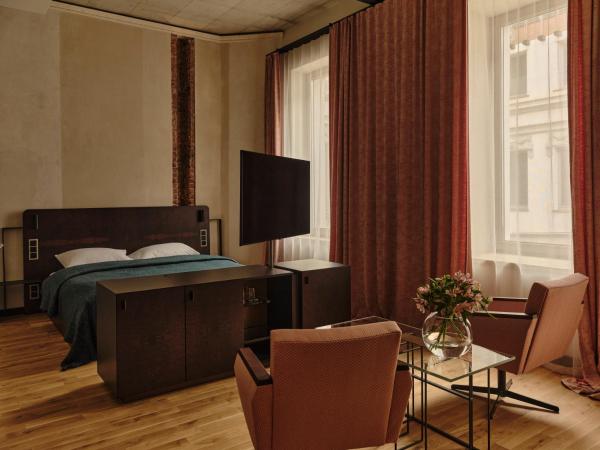 Grand Hotel : photo 3 de la chambre chambre standard lit queen-size