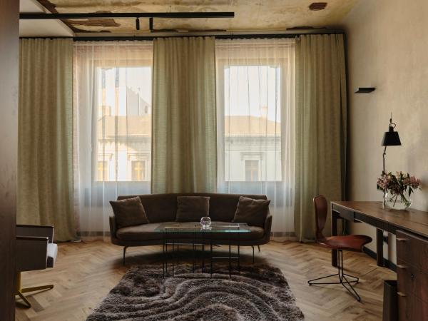 Grand Hotel : photo 5 de la chambre appartement standard