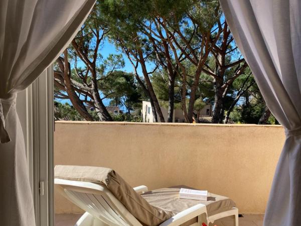 Le Refuge : photo 4 de la chambre chambre double avec terrasse