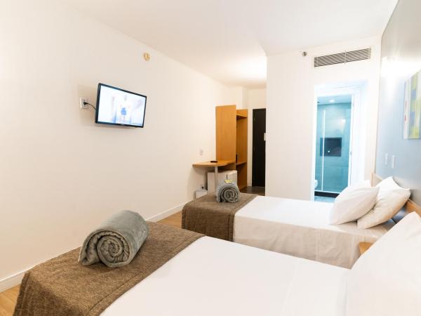 Hotel Mega Polo : photo 9 de la chambre chambre lits jumeaux supérieure