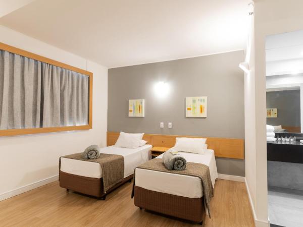 Hotel Mega Polo : photo 4 de la chambre chambre quadruple supérieure