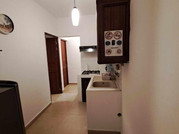 Grand Baie Holiday Apartment : photo 2 de la chambre appartement - vue sur piscine