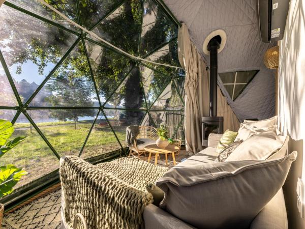 Glamping escape to the stars under Prague skyline : photo 2 de la chambre tente