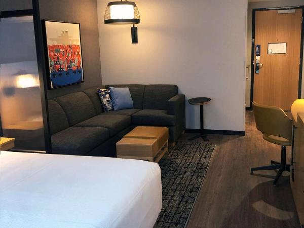 Hyatt Place Boston/Seaport District : photo 2 de la chambre chambre lit king-size - vue sur port