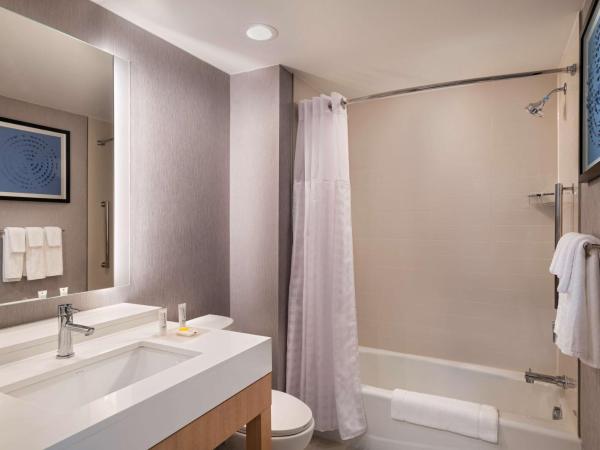 Hyatt Place Austin Lake Travis/Four Points : photo 2 de la chambre chambre avec 2 lits queen-size et canapé-lit