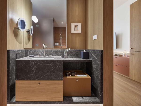 Hyatt Centric Melbourne : photo 2 de la chambre chambre lit king-size deluxe - vue sur ville