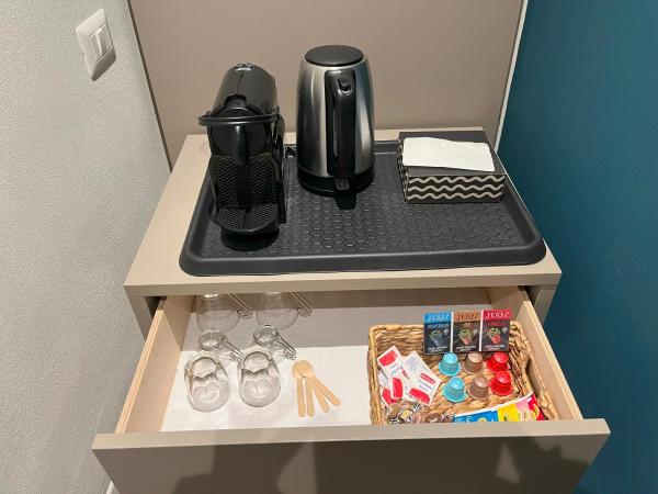 Borgo35 : photo 7 de la chambre chambre double ou lits jumeaux avec salle de bains privative