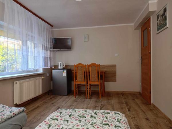 Pensjonat Przystań : photo 2 de la chambre chambre lits jumeaux avec salle de bains privative