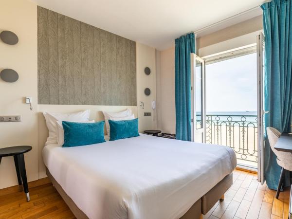 Hotel Kyriad Saint Malo Centre Plage : photo 5 de la chambre chambre double ou lits jumeaux - vue sur mer