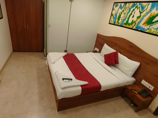 Hotel Beach Crown Juhu : photo 7 de la chambre chambre double deluxe