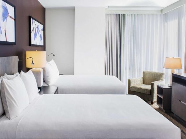 Hyatt House New York/Chelsea : photo 3 de la chambre chambre avec 2 lits queen-size et salon