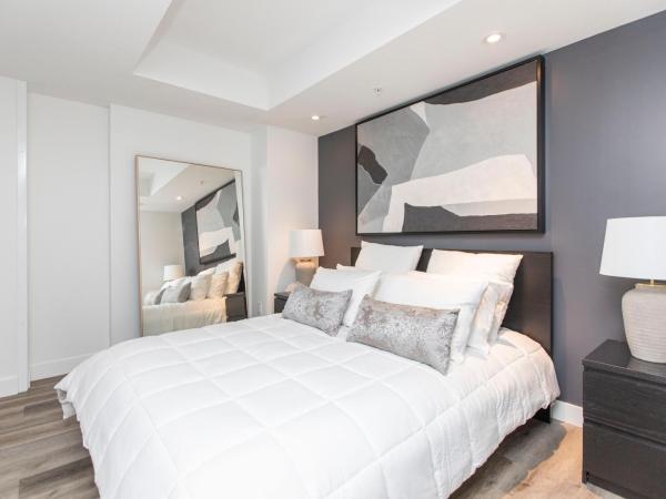 Westview Luxury Suites : photo 2 de la chambre suite lit queen-size deluxe