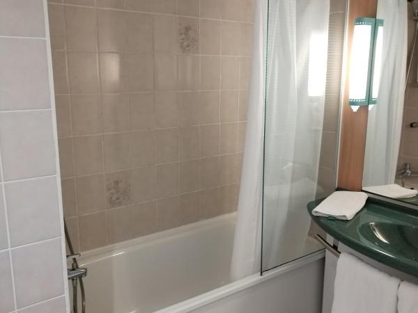 ibis Belfort Danjoutin : photo 4 de la chambre chambre lits jumeaux standard