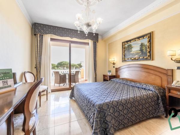 HOTIDAY Hotel Olbia : photo 1 de la chambre chambre double - vue sur mer