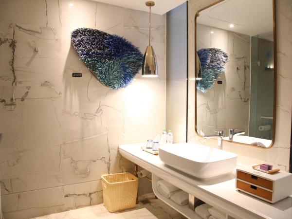 Wingate by Wyndham Sanya Luhuitou : photo 5 de la chambre chambre lits jumeaux de luxe avec vue sur la montagne - fumeurs