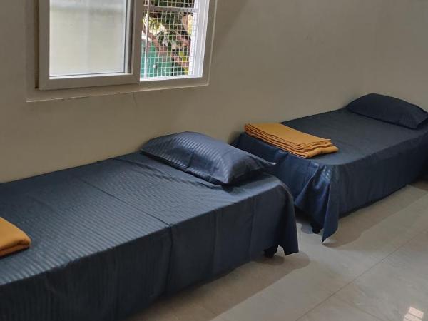 Rabbit Hill Farm : photo 3 de la chambre chambre familiale avec salle de bains