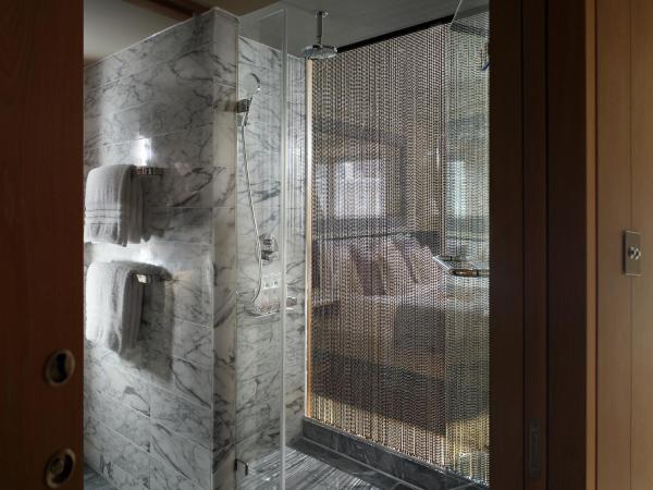 The Hari London : photo 4 de la chambre chambre lit king-size premium