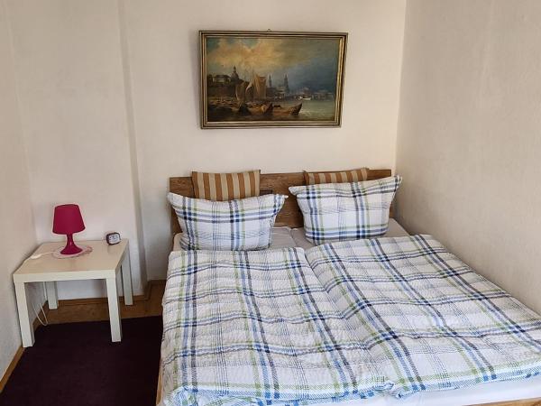 Pension Olé : photo 4 de la chambre appartement (2 adultes)