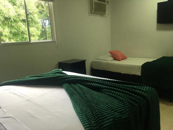 Pousada Costa Del Sol : photo 4 de la chambre chambre quadruple standard