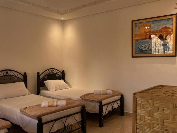 rise surf and yoga morocco : photo 5 de la chambre dortoir mixte de 4 lits
