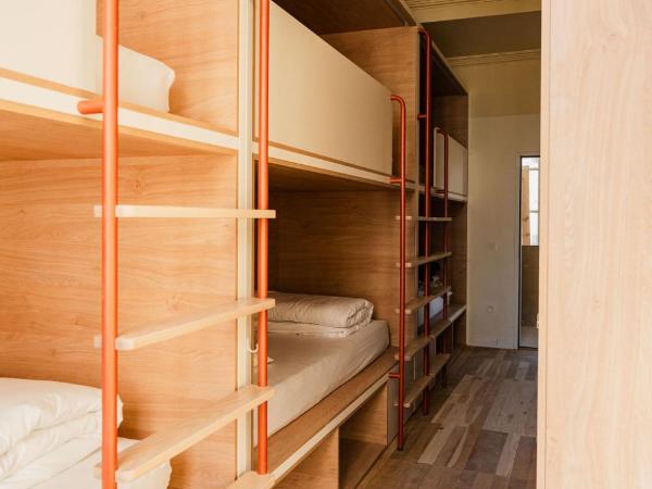 CENTRAL LA ROCHELLE : photo 2 de la chambre dortoir mixte de 6 lits