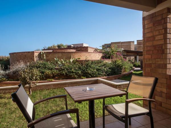 Bella Beach Hotel : photo 6 de la chambre chambre double - vue sur jardin ou piscine