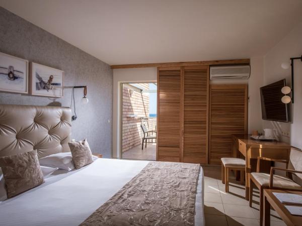 Bella Beach Hotel : photo 2 de la chambre chambre double - vue sur mer