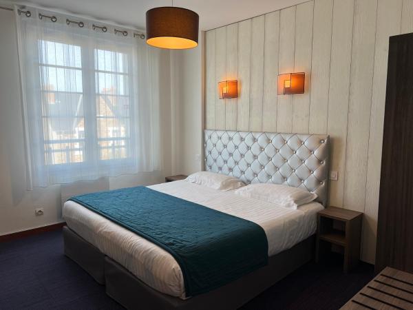 Hôtel Calme Des Pins & Spa : photo 1 de la chambre chambre double avec lit king-size